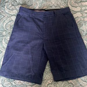 Greg Norman Collection Blue Plaid Golf Shorts 30